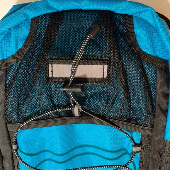 Rupumpack Hydration Insulation‎ Foil Backpack - Picture 2 of 12